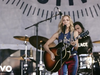 Sheryl Crow - Everything Is Broken (Newport Folk Festival) (feat. Jason Isbell)